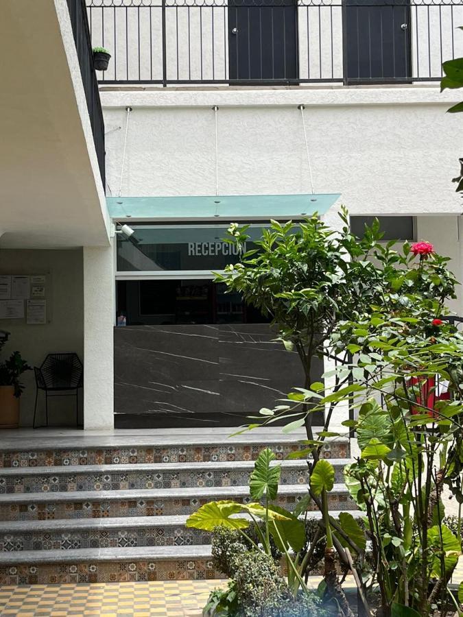 Hotel Gallo Guadalajara Exterior foto